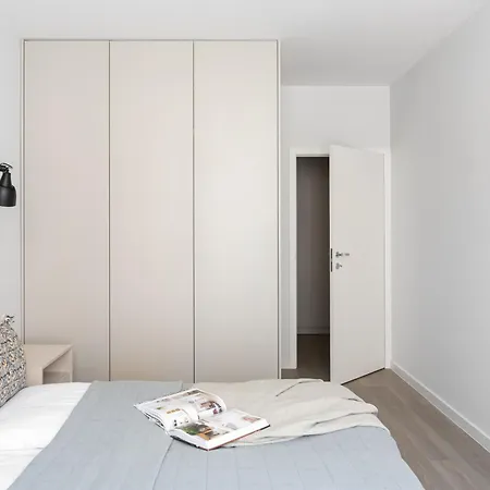 Scala 60f Center Premium With Parking By Lion Gdańsk