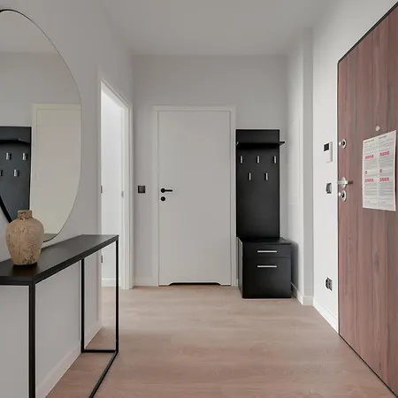Scala 60f Center Premium With Parking By Lion Appartement