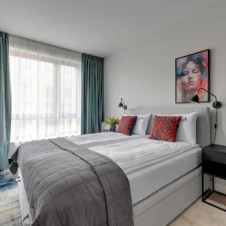 Old Town Scala F With Parking By Lion Gdańsk