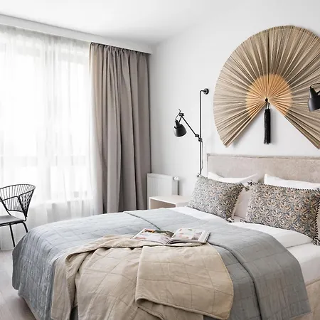 Old Town Scala F With Parking By Lion Gdańsk