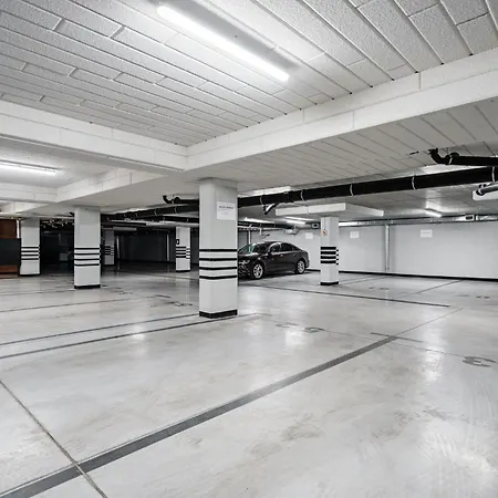 Scala With Parking By Lion شقة غدانسك